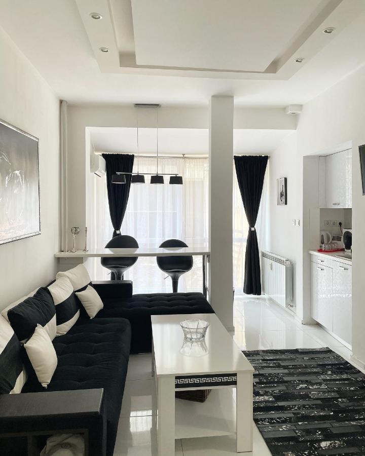 Zero-Waste Studio Apartment In Central Sófia Exterior foto