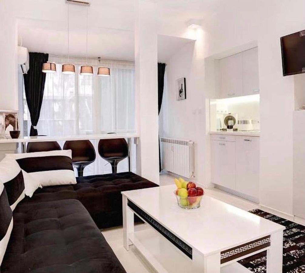 Zero-Waste Studio Apartment In Central Sófia Exterior foto